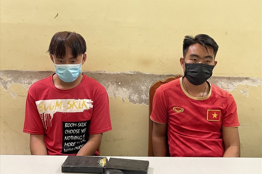 Bắt quả tang 2 đối tượng vận chuyển ma túy tại Sơn La